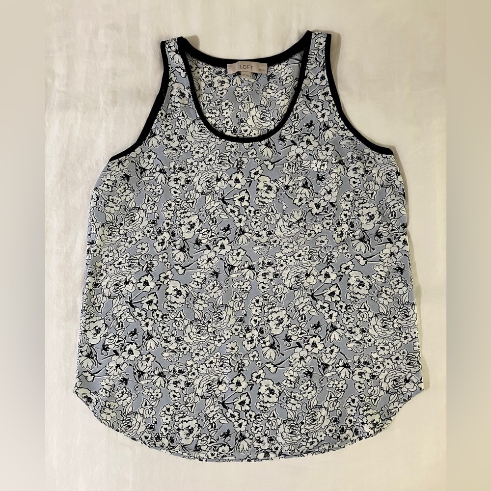Loft Light Blue Floral Tank Top Medium Petite MP